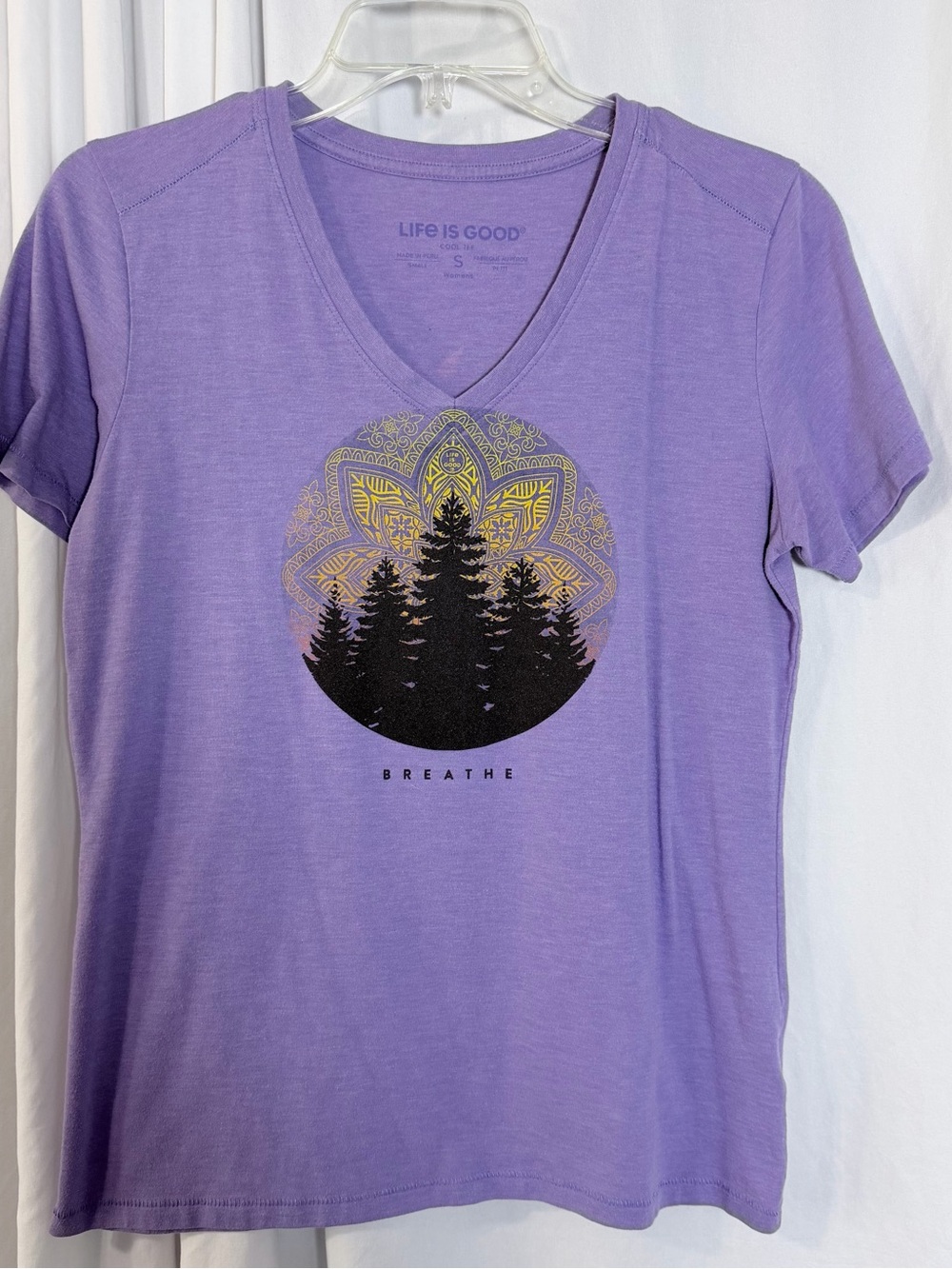 Life is Good Women's Purple 'Breathe' V-Neck Graphic Tee